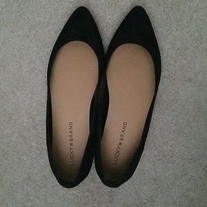 New with box, unworn Lucky Brand Bylando flat